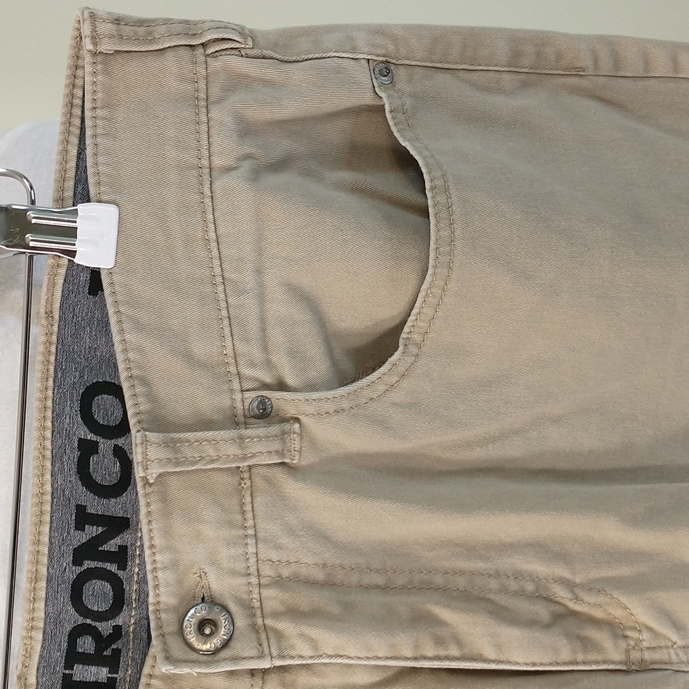 IronCo Men's Beige Slim Casual Pants - Picture 8 of 9